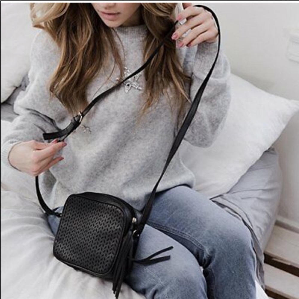 NWT Black Delilah Summer & Rose Crossbody Purse